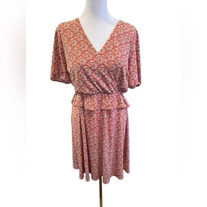 Kaileigh Red Size Medium Floral Knee Length Short Sleeve Dress Faux Wrap